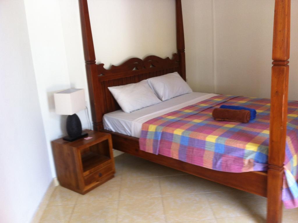 Amed Sari Beach Guesthouse Room photo